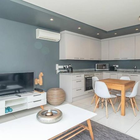 One Bedroom Seaside Elegance 케이프타운 외부 사진