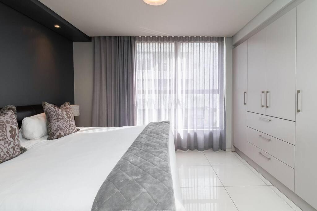 One Bedroom Seaside Elegance 케이프타운 외부 사진